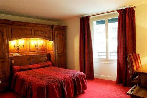 Le Renaissance Hotel Aurillac Ngoại thất bức ảnh